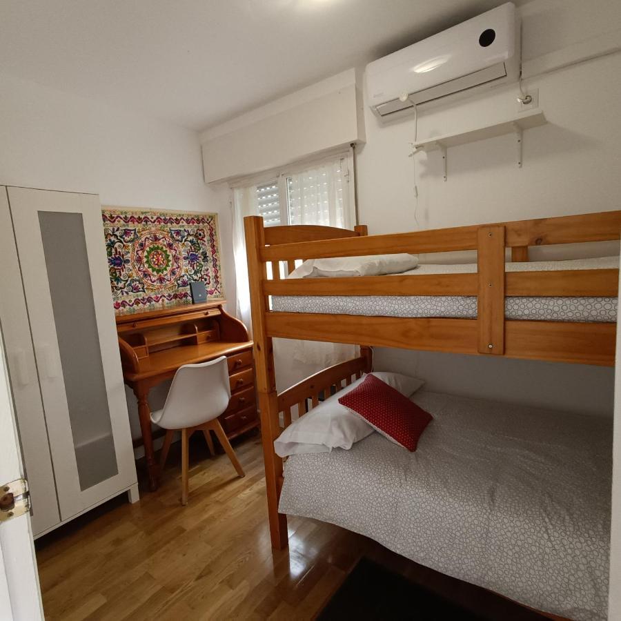 Bolivia Beach Apartments マラガ エクステリア 写真