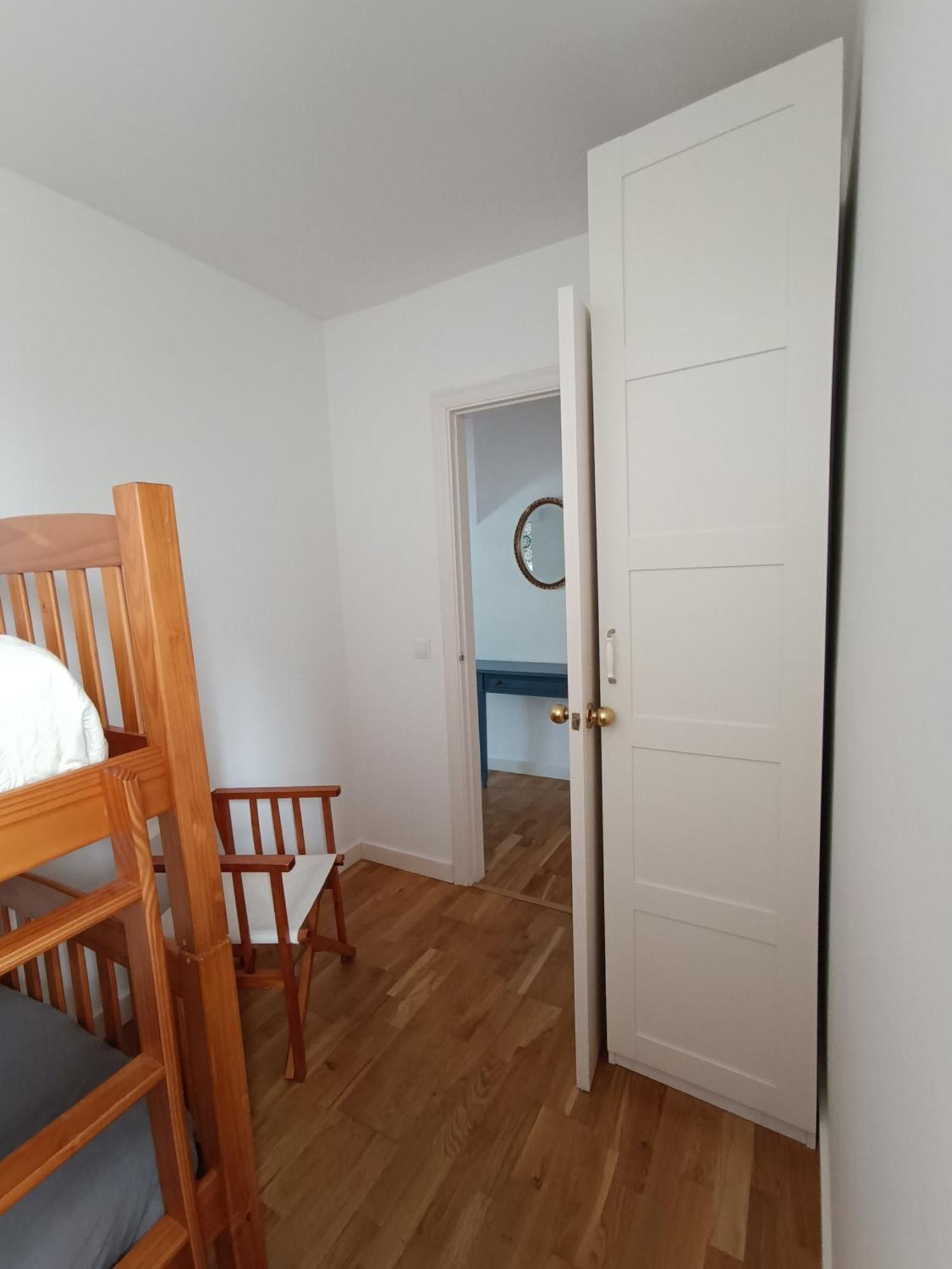 Bolivia Beach Apartments マラガ エクステリア 写真