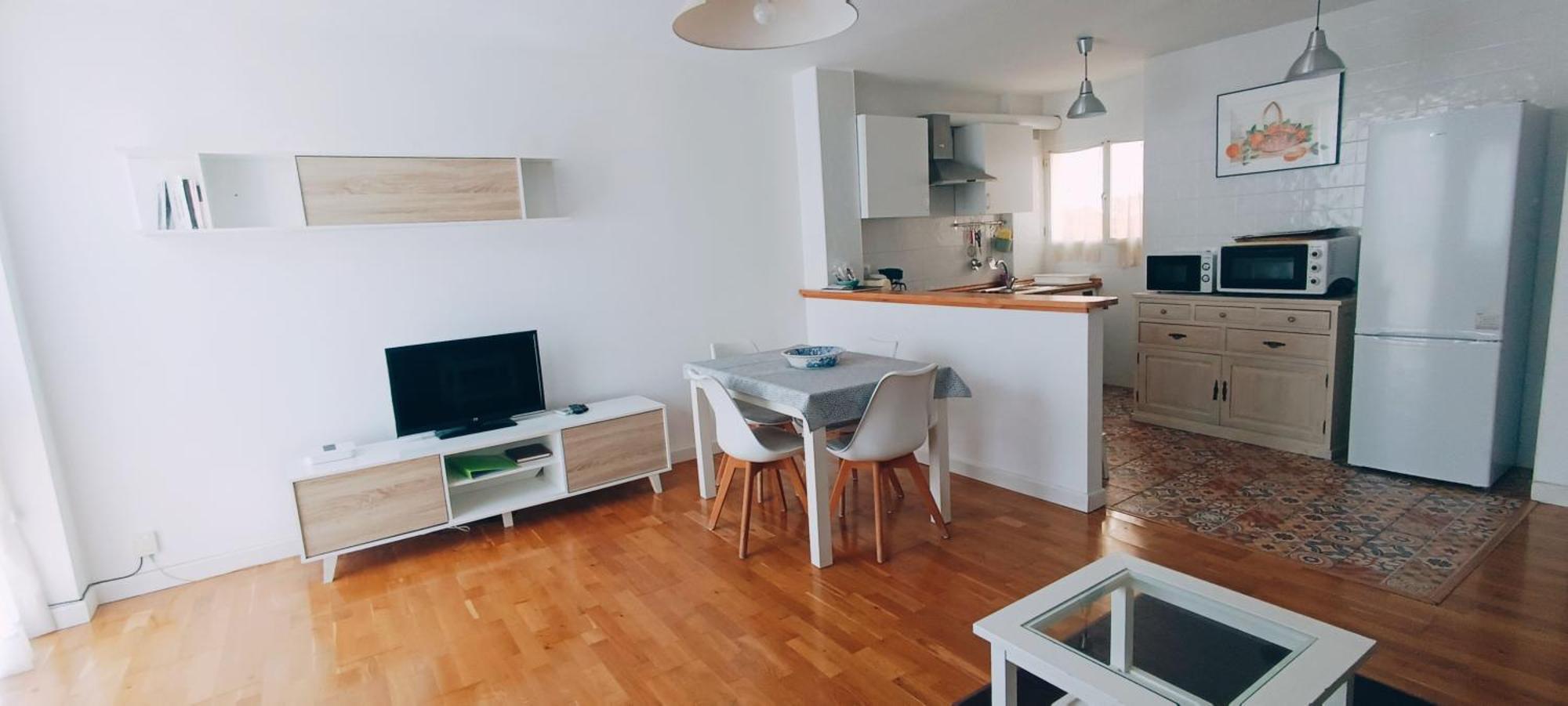 Bolivia Beach Apartments マラガ エクステリア 写真